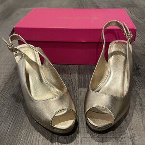 LILLY PULITZER Gigi Gold Leather Slingback Peep Toe Wedges Sandals